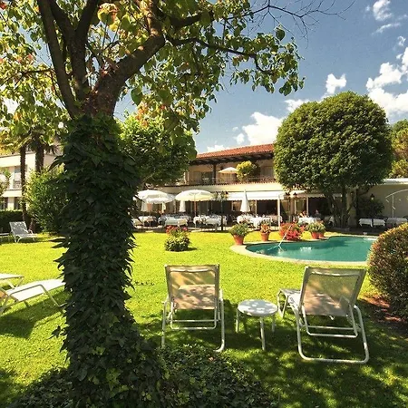 Готель Ascovilla Charming Hideway